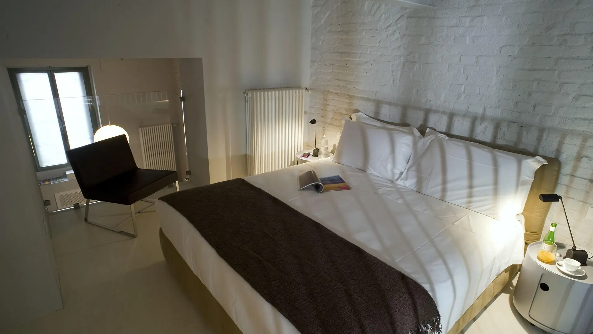 Milan Design Suites 0*,  Italien