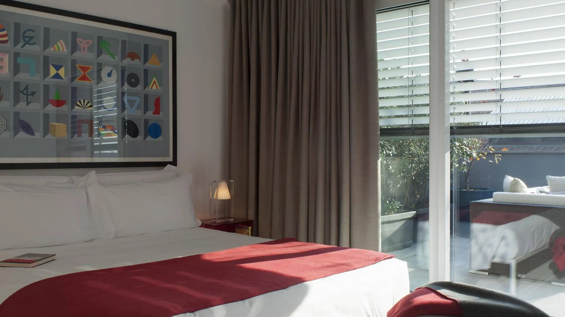 Milan Design Suites 0*,  Italia